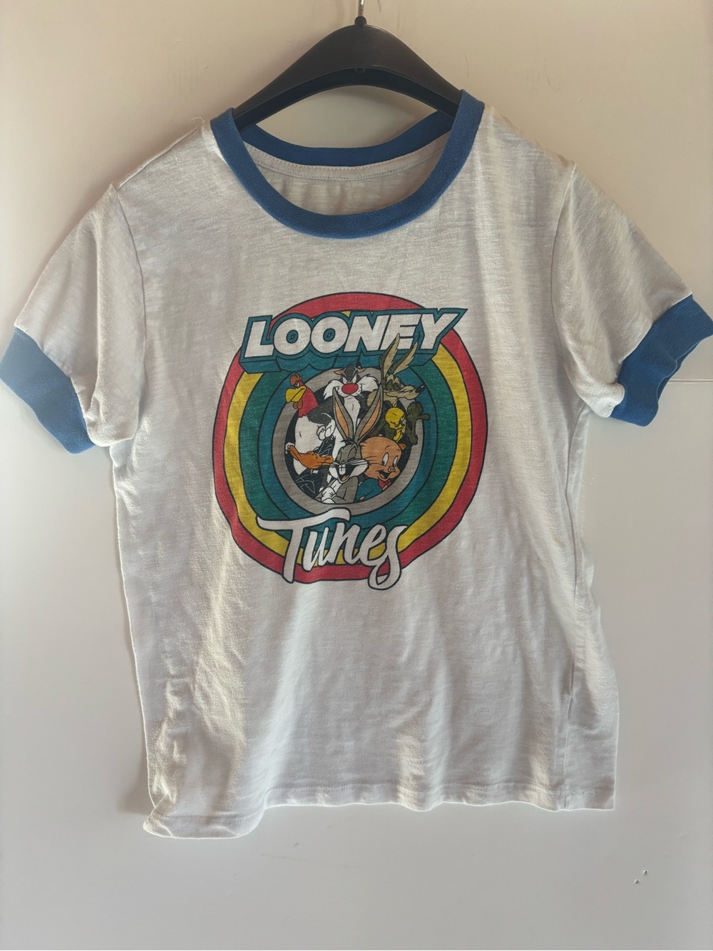 Looney Tunes Kids White Graphic Ringer Tee with Blue Trim